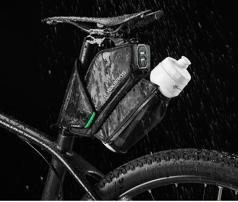 Sacoche selle de vélo réfléchissante avec poche gourde waterproof